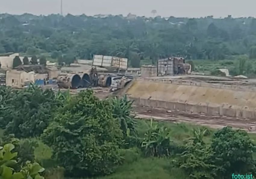 Lapor Pak Kajagung..!! Bangunan PKS PT KPN Sitaan Kejagung Ludes Terduga Dijual Kades Ajibaho Deli Serdang kepada "Rayap Besi"..!!