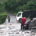 Ngerii..!! Hati-hati Klen Ya Pall..!! Banjir Lahar Dingin Sinabung Mulai Menerjang..!!