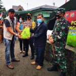 Warga Sembilan Desa di Karo Terima Bantuan 6000 Paket Sembako
