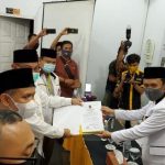 Akhyar-Salman Daftar ke KPU Medan