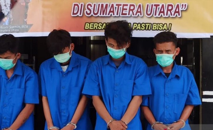 Tano Batak Gegerr..!! Kenal Lewat FB, Pelajar SMK Diperkosa Empat Penjahat Kelamin…!!