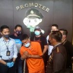 Kejii..!! Mama Muda Tewas Dibunuh di Depan Anaknya..!! Leher Ditikam Pisau..!!