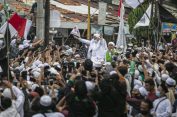 80 Orang Kerumunan Acara Rizieq Shihab Positif Corona..!!