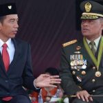 Presiden Jokowi Beri Penghargaan Bintang Mahaputera kepada Gatot Nurmantyo..!!
