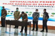 Supaya Gak Macam-Macam..!! Bupati Karo dan KDh se Sumut Teken MoU Tax Clearance di Hadapan Wakil Ketua KPK..!!