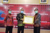 Luar Biasaa..!! Empat Tahun Berturut, Pemkab Karo Raih Award Peduli HAM dan Hak Pelayanan Publik..!