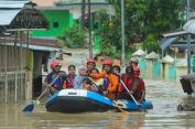 Mebidang Diterjang Banjir..!! Enam Orang Tewas..!!