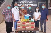 Kamsia Koo..!! Konjen RRT Bantu 530 Paket Sembako dan APD untuk Korban Erupsi Gunung Sinabung..!!