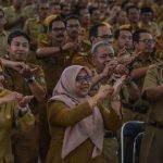 Horee…Cairrr..!! Presiden Jokowi Teken Pemberian THR untuk PNS..!!