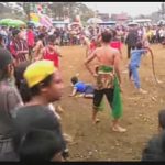 Seramm..!! Bak…Bukk…Ketepak…Ketepukk..!! Bubarkan Kuda Kepang, FUI dan Warga Adu Jotos..!!