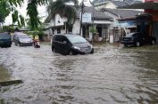 Hujan Lebat..!! Medan Banjir…Banjirr…Banjirrr..!!