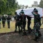 Dar..Derr..Dorr..!! Adu Pelor dengan KKB..!! Kepala BIN Papua Tewas..!!