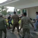 Ricuhh..!! Demo Tolak Kenaikan BBM di Depan Rumah Dinas Gubsu..!! Wartawan Dipukul Satpol PP..!!