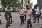 Bawa “Pasukan”, Kapolsek Namorambe “Serbu” Makoramil 14/PB Pakai Kue Tart: Selamat Ultah Saudaraku Kodam I/BB..!! Ini Kami Penjaga NKRI Harga Mati..!!