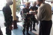 Warga Heboh..!! Anggota Yon Armed 2/105 KS Datangi Mapolsek Sibiru-biru: Selamat Ulang Tahun Saudaraku..!!