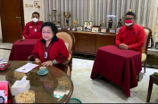 Beredar Isu Sakit…Eee…Megawati Tiba-tiba Muncul di Acara PDIP..!! Segar Bugar..!!
