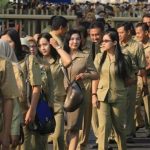 Woii…PNS..!! Klen Dengar Nihh..!! Jokowi: Bolos 28 Hari Kerja dalam Setahun Diberhentikan..!!