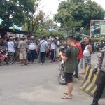 Cegah Amuk Massa..!! Yon Armed 2/105 KS: Kejam kepada Musuh Negara, Lembut ke Rakyat Jelata..!! Mantap Pak TNI..!!