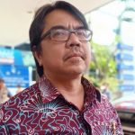 Dosen Komunikasi UI Ade Armando: Tidak Ada Perintah Salat Lima Waktu dalam Al-Quran..!!