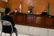 Alamakk…Ngeri Kali Bahh..!! Istri Repeti Suami Pemabuk Malah Dituntut 1 Tahun Penjara..!!