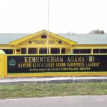 Lapor Pak Kakanwil Kemenag Sumut..!! Guru TPI Rangkap Jabatan Sebagai Kaur Desa Mekar Sawit Langkat..!!