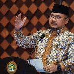 Omicron “Mengganas”, Menag Terbitkan SE: Jarak Jemaah 1 Meter dan Dilarang Edarkan Kotak Amal..!!