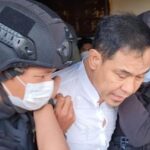 Kasus Terorisme..!! Munarman Dituntut 8 Tahun Bui..!!