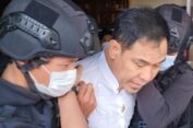Kasus Terorisme..!! Munarman Dituntut 8 Tahun Bui..!!