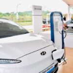 Woww…Paten Broo..!! Presiden Jokowi Luncurkan Mobil Listrik Pertama Hasil Rakitan Indonesia..!!