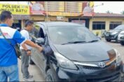 Terduga Gak Soor Diberitakan, Kaca Mobil Wartawan Retak Dihantam..!! Pelaku Diburu Polisi..!!