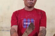 Hiii…Ngeriii..!! Rumah Beru Tarigan Dibongkar Sembiring Pakai Parang..!! Selasa Aksi Rabu Ditangkap Polisi..!!