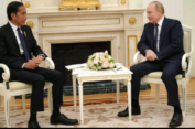 Bertemu Putin..!! Jokowi: Indonesia tak Punya Kepentingan Apapun, Hanya Perdamaian..!!