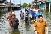 Jokowi Datang, Warga Belawan Senang..!! Tanggul Segera Dibangun Atasi Banjir Rob..!!
