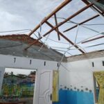 Warga Ketakutan..!! Angin Puting Beliung “Ngamuk” di Binjai, 81 Rumah Rusak..!!