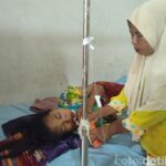 Suami Biadab..!! Mama Muda Pingsan Berdarah-darah Dipukuli dan Disayat di Depan Anak..!!