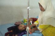 Suami Biadab..!! Mama Muda Pingsan Berdarah-darah Dipukuli dan Disayat di Depan Anak..!!