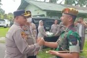 Sambil Bawa “Pasukan”, Dua Kapolsek Datangi Batalyon Armed 2/105 KS: Eee…Lagu Jamrud Menggema..!!