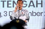 Iptek Berkembang Pesat..!! Jokowi: Guru Harus Update Informasi, Jangan Ajarkan Ilmu Usang..!!