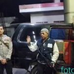 Keren Abis Coyy…Gaspoll…Jenderall..!! Kapolda Sumbar Tenteng Laras Panjang Gerebek SPBU Nakal..!!