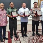 Terima Kasih…HPN 2023 Sukses..!! PWI Beri Penghargaan kepada Gubernur, Pangdam dan Kapolda Sumut..!!