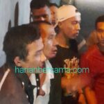 Keluarga Siapa Ini..?? Terduga Maling, Dua Pria Bonyok Digimbali Massa di Deli Tua..!!