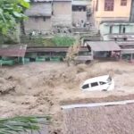 Alam “Marah”..!! Banjir Bandang Terjang Sembahe, Satu Mobil Berisi Manusia Hanyut..!!