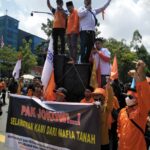 Peringatan May Day di Medan: Massa Partai Buruh “Goyang” Kantor BPN Sumut, Minta Kapoldasu Usut Jual Beli Tanah Eks HGU PTPN II Tamora..!!