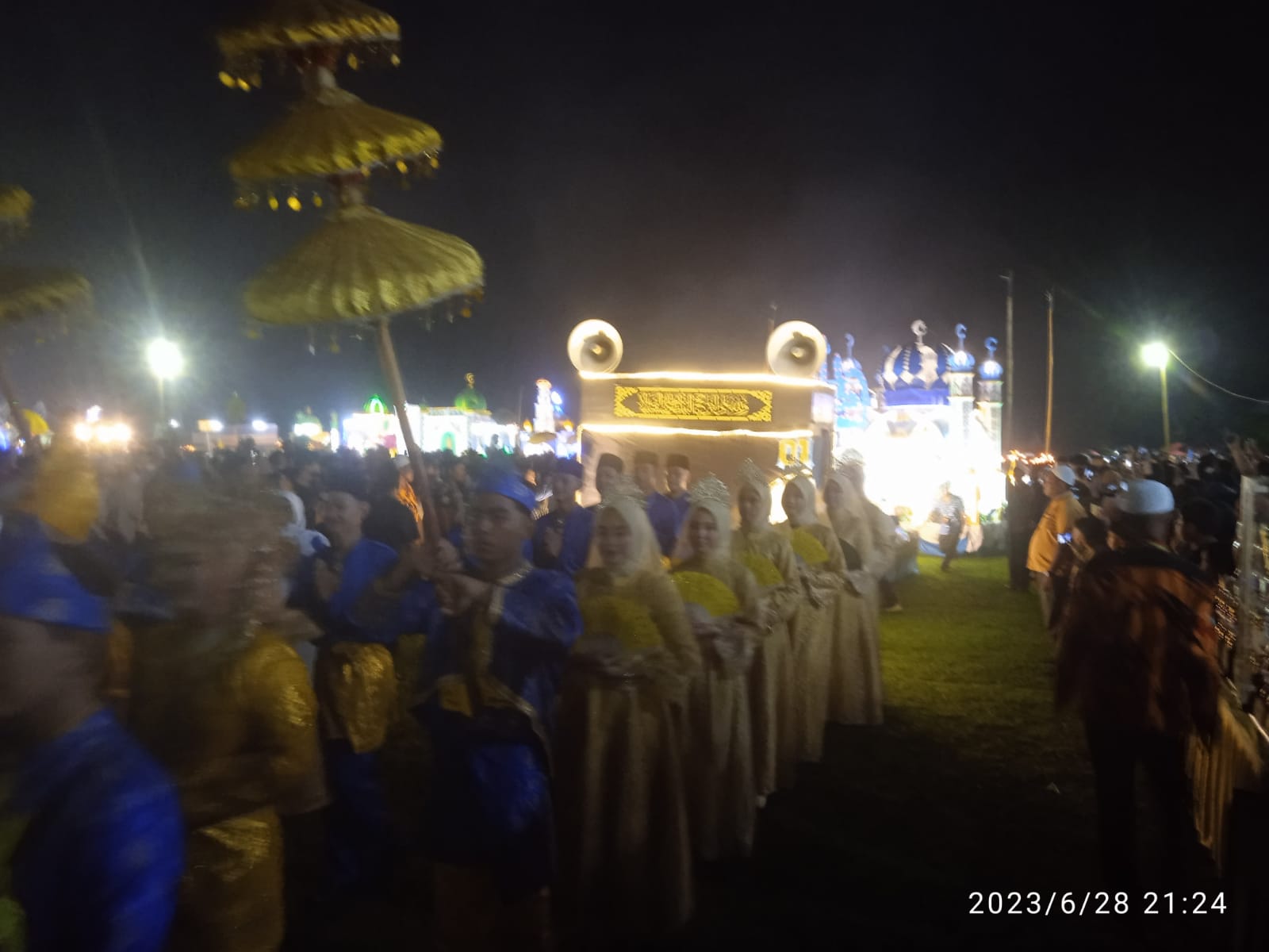 Warga “Serbu” Festival Takbir Akbar 1444 H di Klambir Lima Kebun..!! Ada Trophy dan Hadiah dari Wagirin Arman..!!