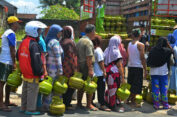 Kelen Dengar Nihh..!! Beli Gas 3 Kg Wajib Mendaftar..!!
