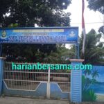 Gawat Kali Bahh..!! SMPN I Pantai Labu Deli Serdang Mirip “Drakula”, “Darah” Siswa Miskin “Dihisap” Wajib Beli Seragam Rp 570 Ribu..!!