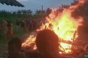 Ngerii..!! Warga Deli Serdang Marah, Warung Tuak Terduga Tempat “Berkembang Biak” Dibakar..!!