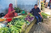Prihatin Kondisi Pedagang..!! Mantan Walikota Medan Rahudman Harahap Bertekad Bangun Pasar Jika Terpilih Jadi Anggota DPR RI..!!