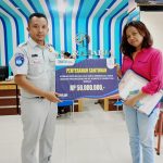 Meninggal Kecelakaan..!! Istri Wartawan Terima Santunan dari PT Jasa Raharja..!!