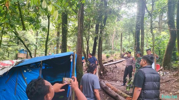 Gas Terus Pak Poll…Ratakann..!! Polda Sumut “Obrak Abrik” Gubuk Sabu Sepanjang Jalan Medan-Berastagi..!!